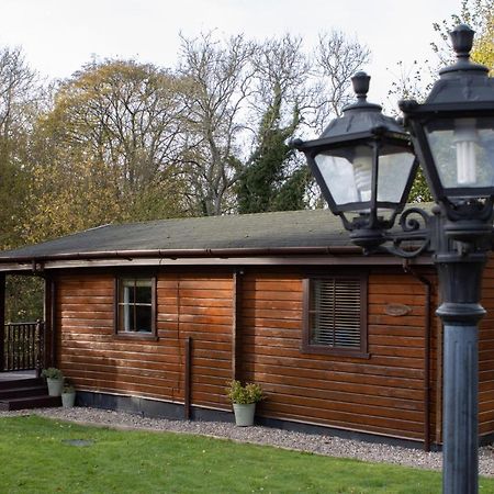 The Steadings Log Cabins Kettlebridge Bagian luar foto